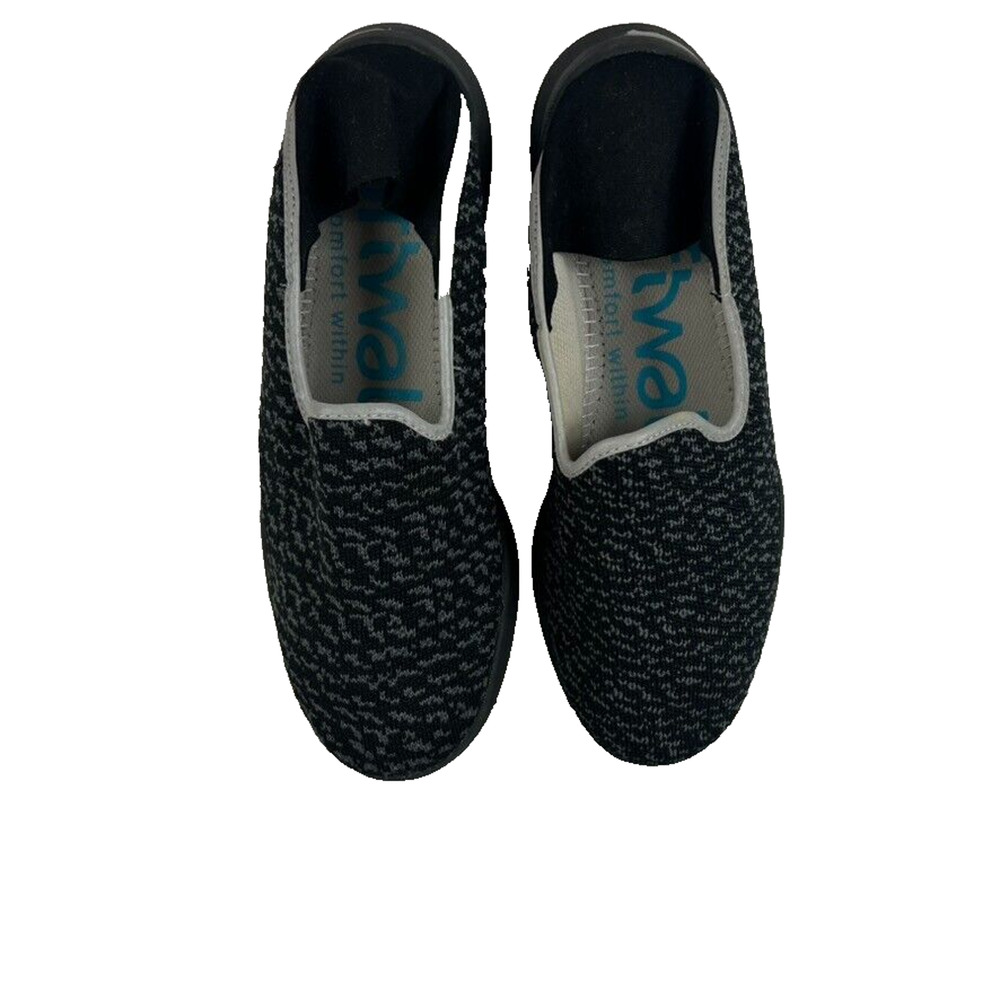 Softwalk Women's 10(Approx) Simba Slip On Walking Shoes Black * Missing size